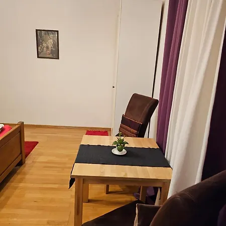 2 Min Center Just In, Old Town Walk Private C 홈스테이
